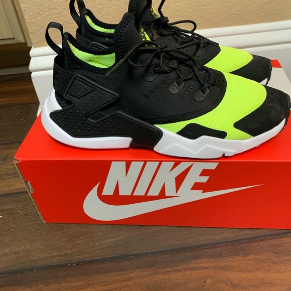 nike boys size 6